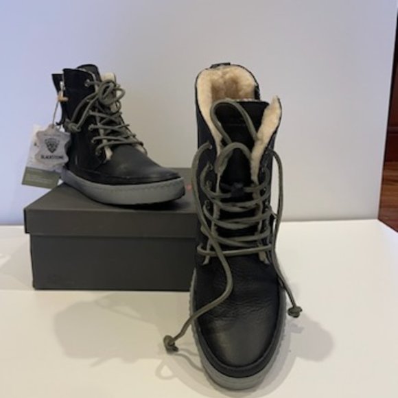 blackstone sneaker boot